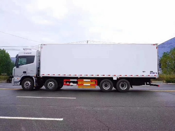 歐曼EST前四后八冷藏車(chē) 歐曼EST前四后八冷藏車(chē)