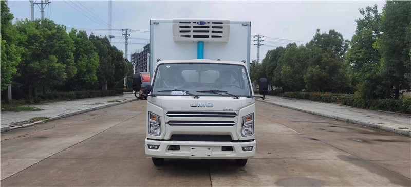 國(guó)六 江鈴順達(dá)寬體4.2米冷藏車 國(guó)六 江鈴順達(dá)寬體4.2米冷藏車