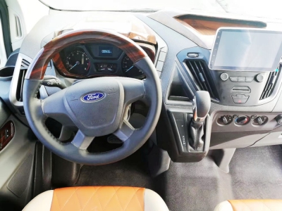 福特新全順中軸中頂B型房車 福特新全順中軸中頂B型房車