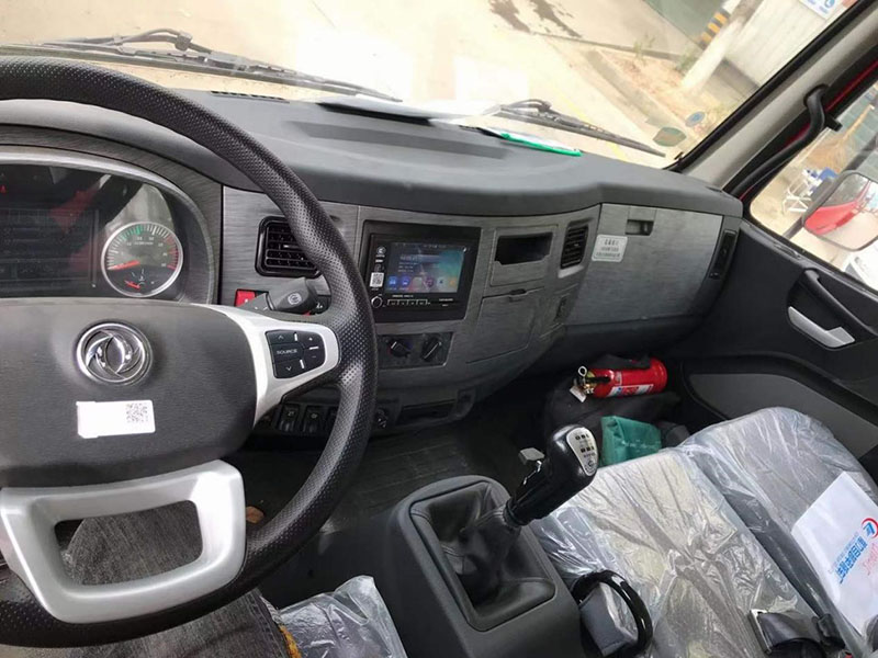 國六東風(fēng)錦程后八輪平板運輸車 國六東風(fēng)錦程后八輪平板運輸車
