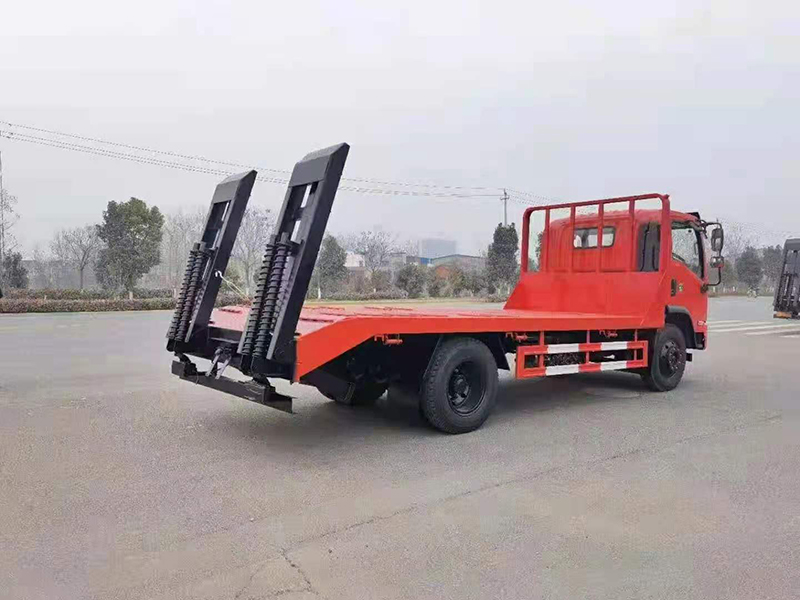 國(guó)六東風(fēng)福瑞卡單橋平板運(yùn)輸車(chē) 國(guó)六東風(fēng)福瑞卡單橋平板運(yùn)輸車(chē)