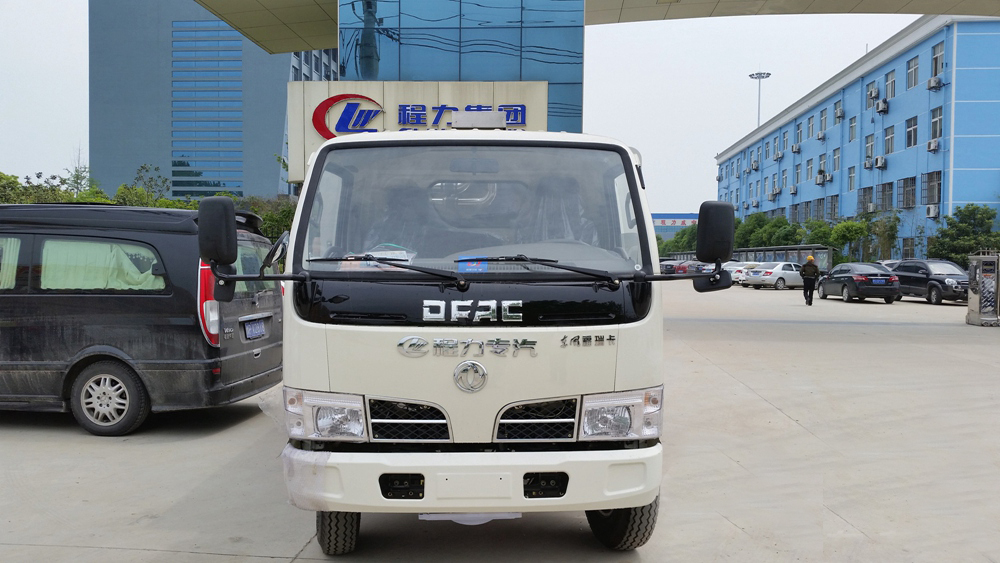 不上牌1.5方水 4方塵東風(fēng)福瑞 掃路車 不上牌1.5方水 4方塵東風(fēng)福瑞 掃路車