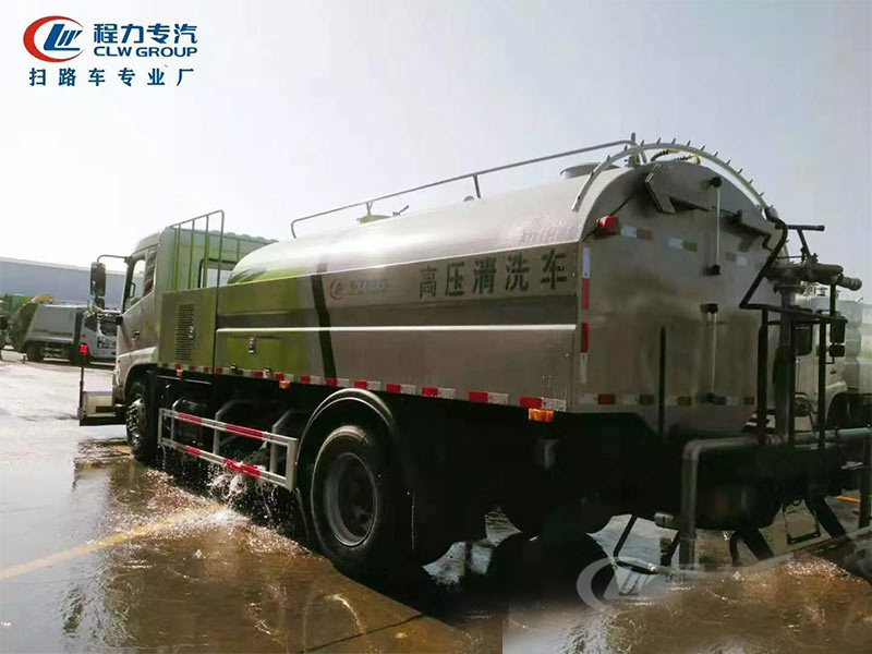 國六東風(fēng)天錦路面高壓清洗車 國六東風(fēng)天錦路面高壓清洗車