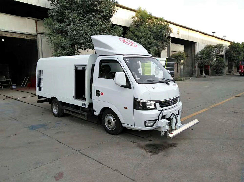 國(guó)六1.5立方 藍(lán)牌東風(fēng)途逸 路面清洗車 國(guó)六1.5立方 藍(lán)牌東風(fēng)途逸 路面清洗車