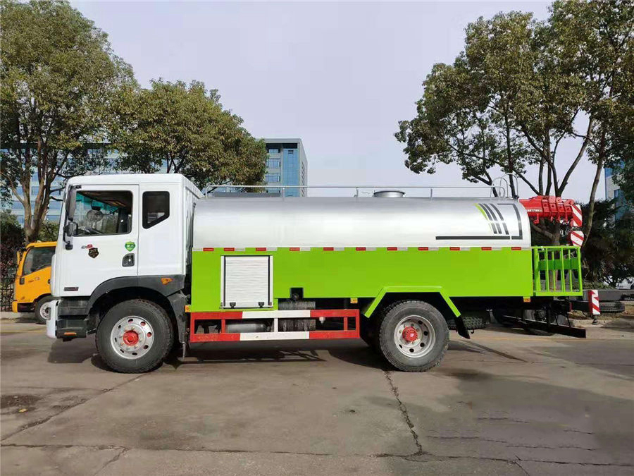 國六東風(fēng)D9高壓清洗車 國六東風(fēng)D9高壓清洗車