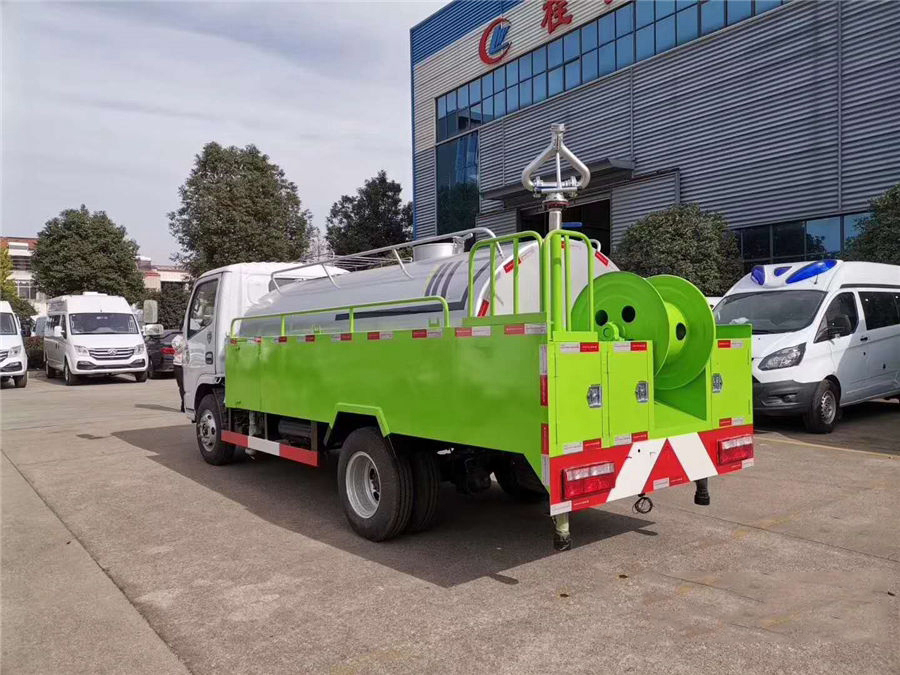 國六東風(fēng)多利卡D6高壓清洗車 國六東風(fēng)多利卡D6高壓清洗車