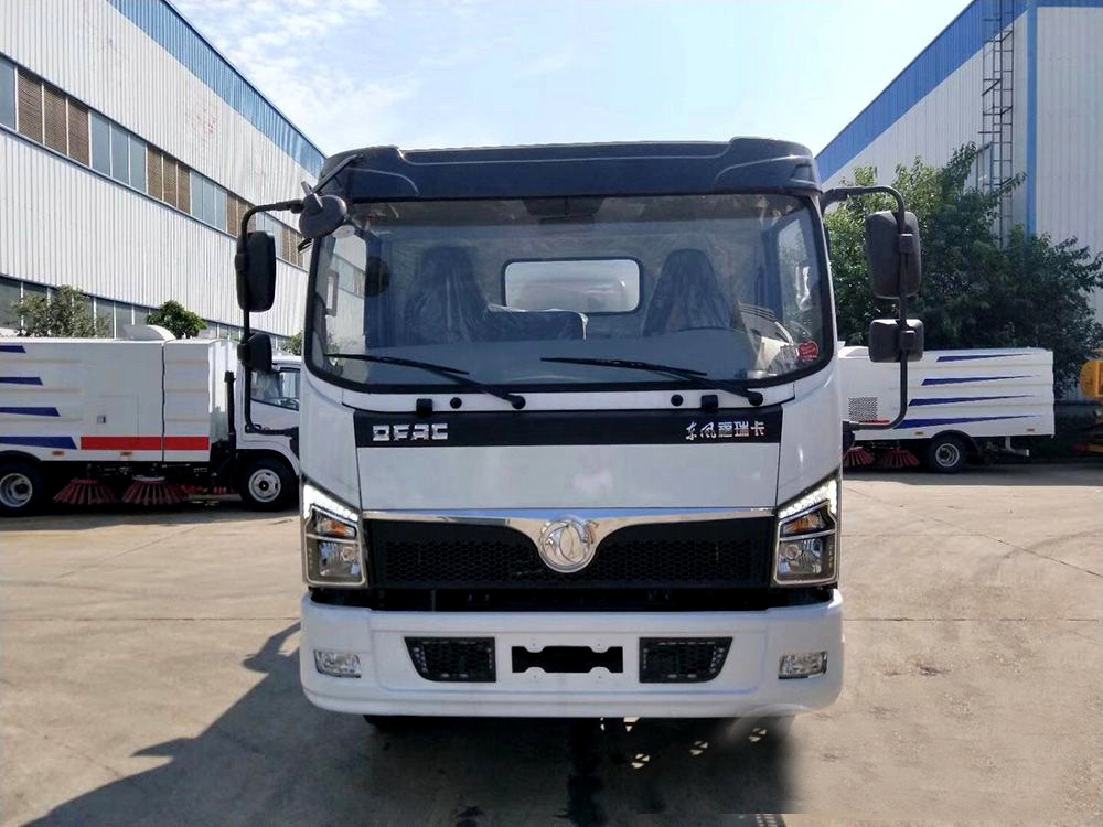 國六8方東風(fēng)D7 吸污車 國六8方東風(fēng)D7 吸污車