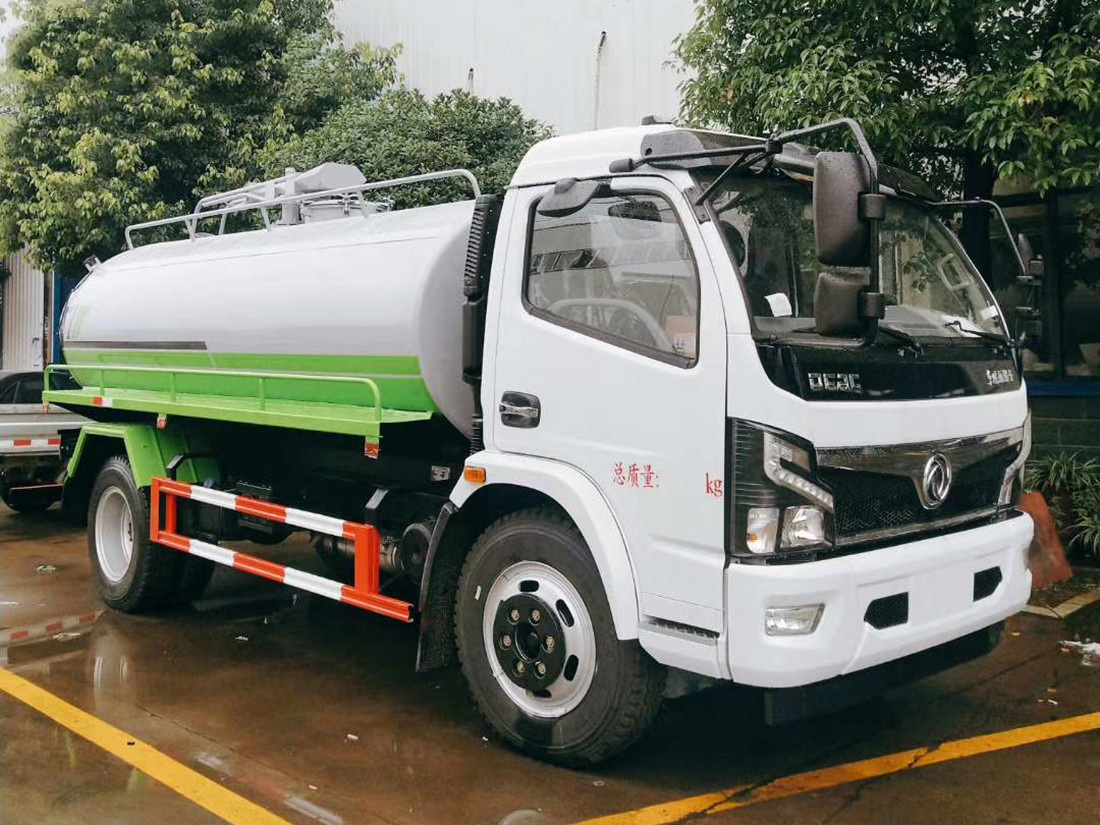 東風福瑞卡8方吸糞車 東風福瑞卡8方吸糞車