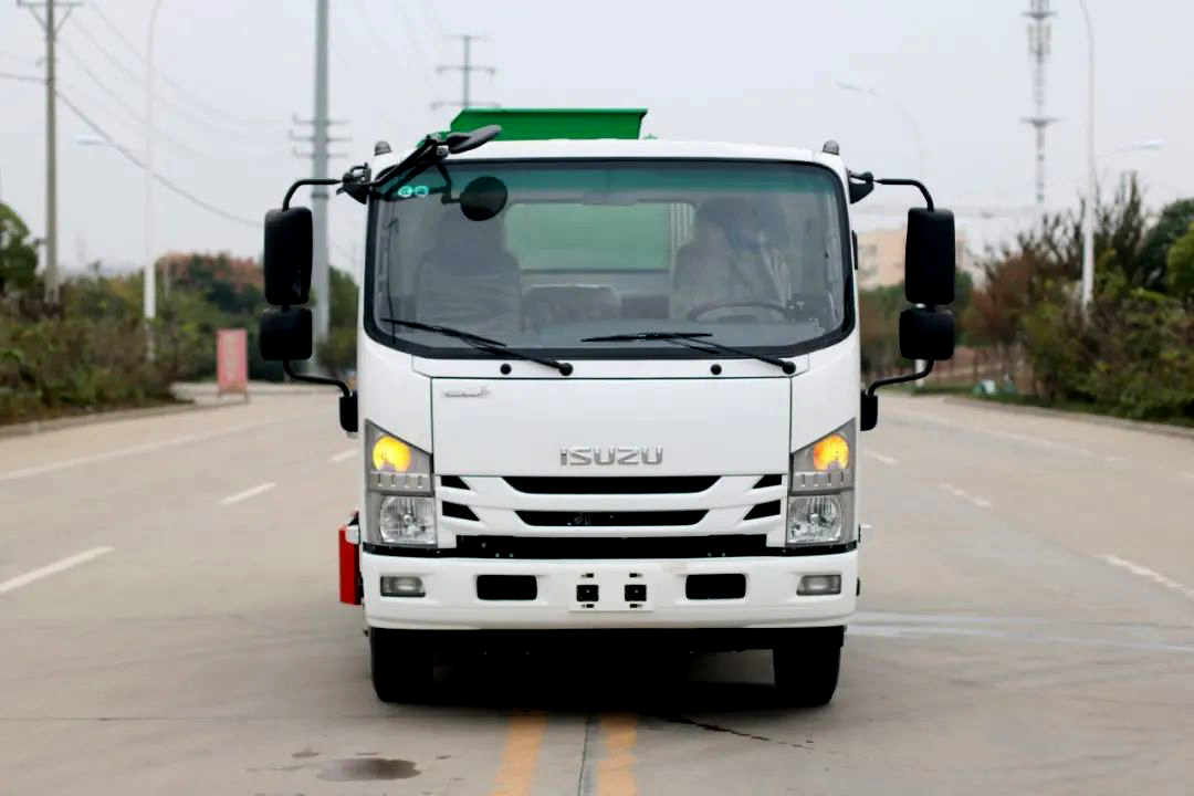 慶鈴五十鈴6方餐廚垃圾車(chē) 慶鈴五十鈴6方餐廚垃圾車(chē)
