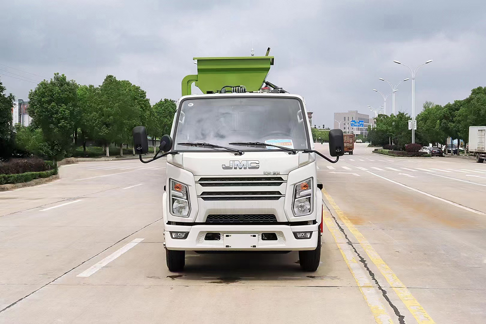 江鈴順達(dá)國六4.5方餐廚垃圾車 江鈴順達(dá)國六4.5方餐廚垃圾車