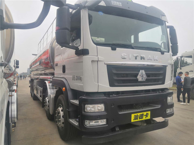 國六30.4方鋁合金油罐車-31方油罐車可裝26噸 國六30.4方鋁合金油罐車-31方油罐車可裝26噸