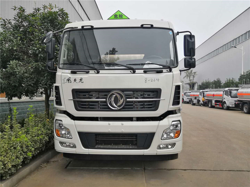 東風(fēng)天龍前四后八30方鋁合金運(yùn)油車 東風(fēng)天龍前四后八30方鋁合金運(yùn)油車