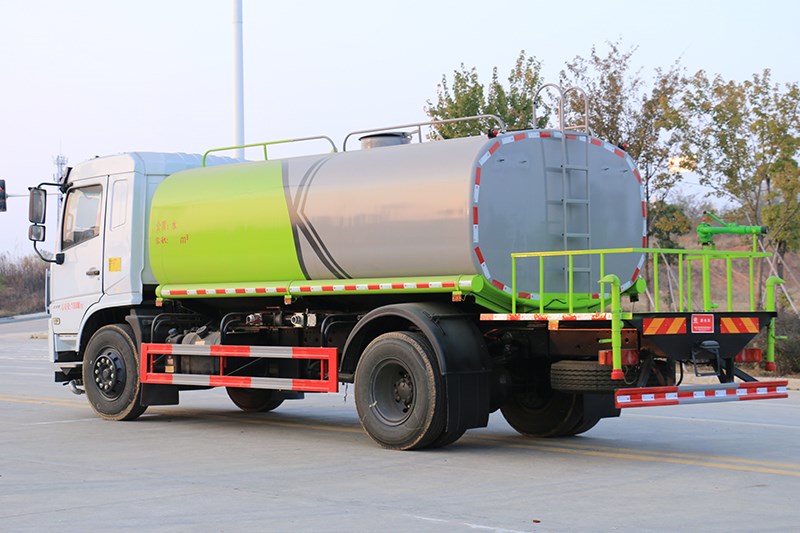 國(guó)六D3L 12噸灑水車 國(guó)六D3L 12噸灑水車