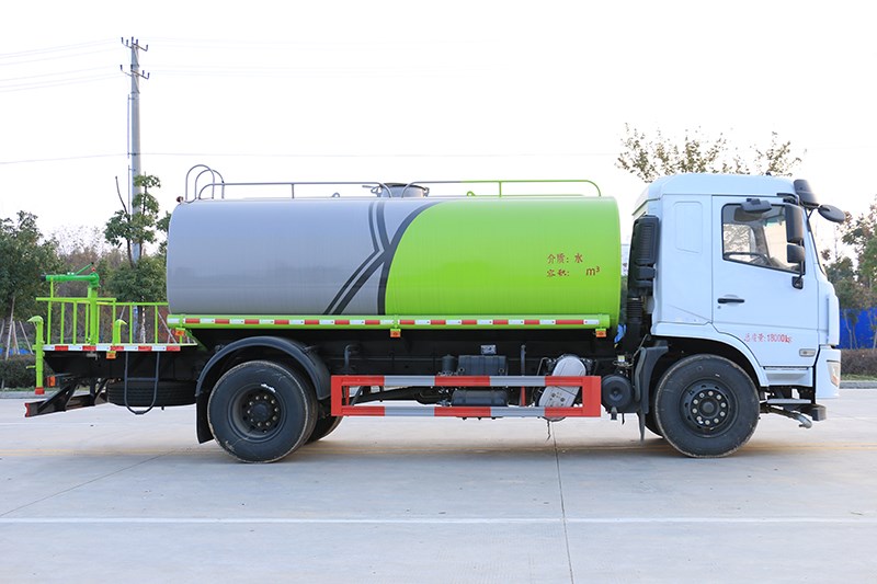 國(guó)六D3L 12噸灑水車 國(guó)六D3L 12噸灑水車