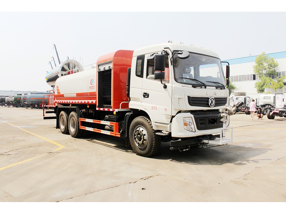 東風(fēng)隨專后雙橋霧炮霧炮車國(guó)六16立方/50-120米霧炮 東風(fēng)隨專后雙橋霧炮霧炮車國(guó)六16立方/50-120米霧炮