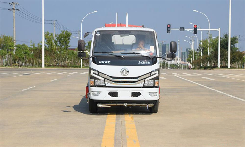國六5方東風(fēng)D6 霧炮車30米 國六5方東風(fēng)D6 霧炮車30米
