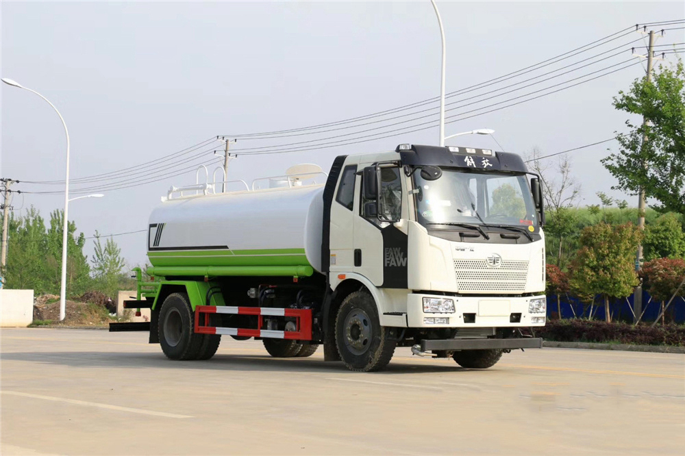 國(guó)六13立方解放J6 灑水車 國(guó)六13立方解放J6 灑水車