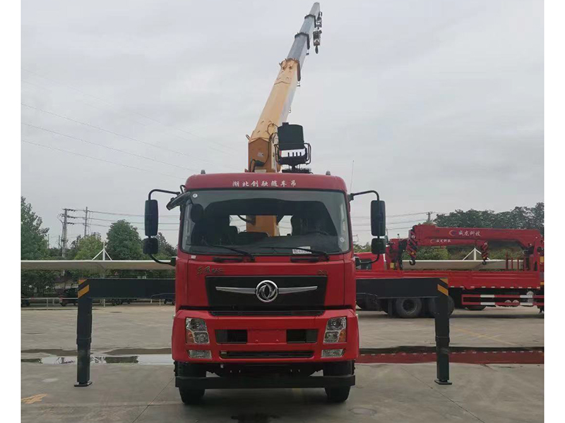DFV5243JSQGP6D東風(fēng)專底D3V后雙橋隨車吊 DFV5243JSQGP6D東風(fēng)專底D3V后雙橋隨車吊