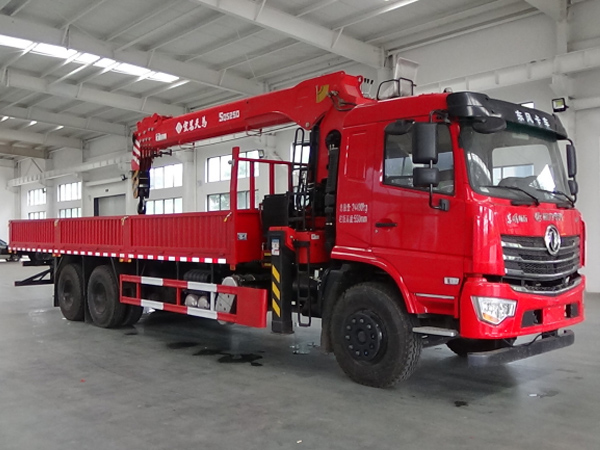 程力威牌CLW5250JSQE6型隨車起重運(yùn)輸車