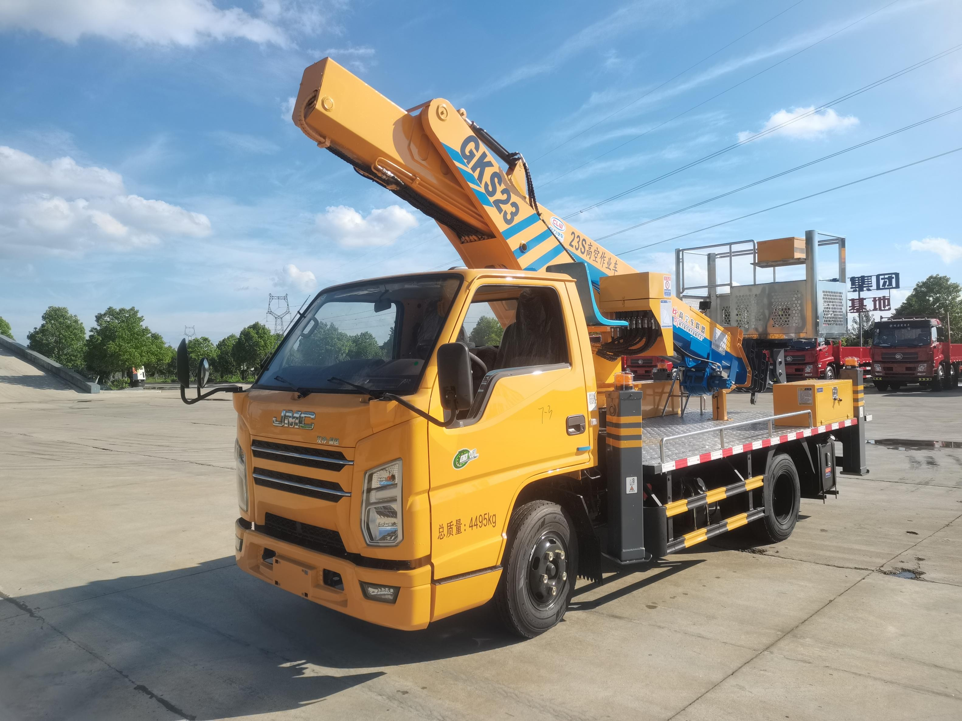藍牌23米高空作業(yè)車