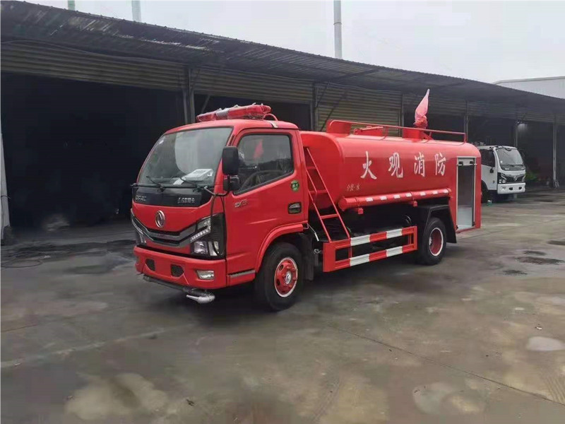 東風(fēng)4.0噸消防灑水車 東風(fēng)4.0噸消防灑水車