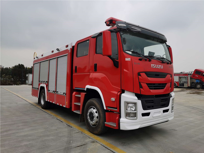 五十鈴6噸水罐消防車 五十鈴6噸水罐消防車