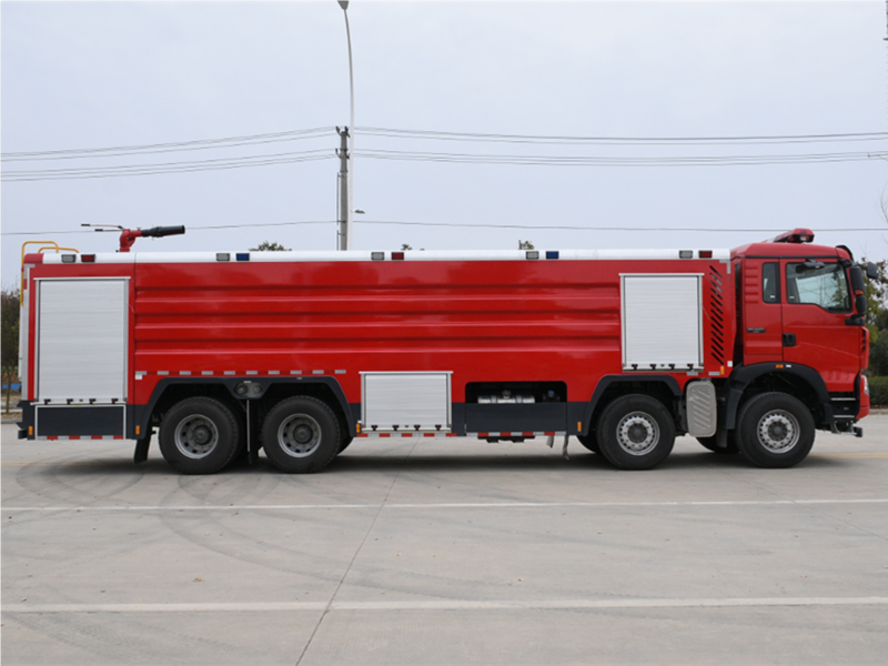 重汽豪沃25噸水罐消防車 重汽豪沃25噸水罐消防車