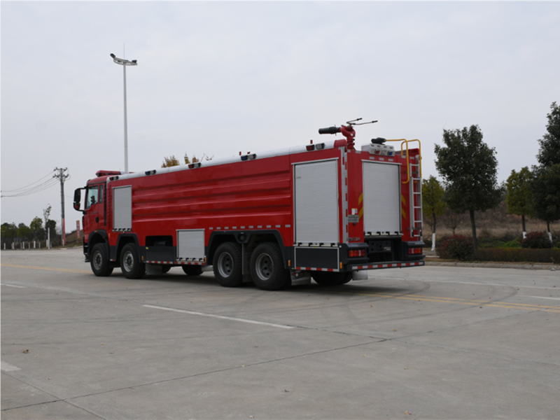 重汽豪沃25噸水罐消防車 重汽豪沃25噸水罐消防車
