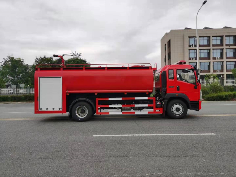 重汽12噸森林供水車 重汽12噸森林供水車